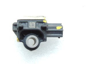 Mitsubishi Outlander III Priekšējais gaisa spilvena sensors Trieciena sensors 8651A165