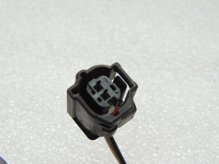 Mitsubishi Outlander III Bezatslēgu aizmugurējā antena 8637B115