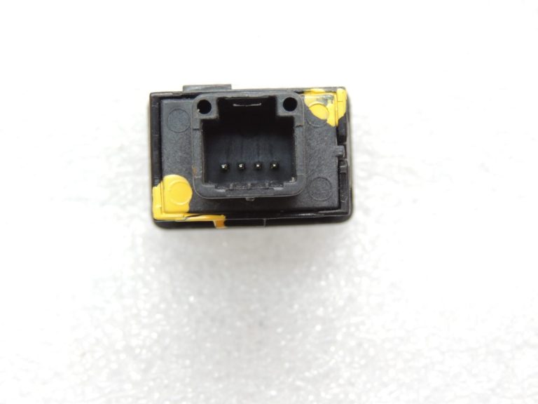 Mitsubishi Outlander III slēdzis FCM COLLISION MITIGATION Swtich 8610A088