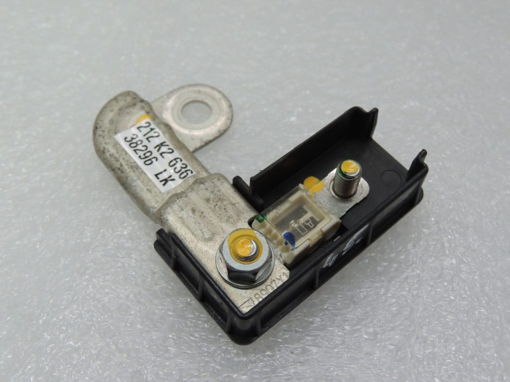 Mitsubishi Outlander III battery positive terminal fuse 80A 8571A002