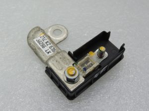 Mitsubishi Outlander III akumulatora pozitīvā termināla drošinātājs 80A 8571A002 8571A002