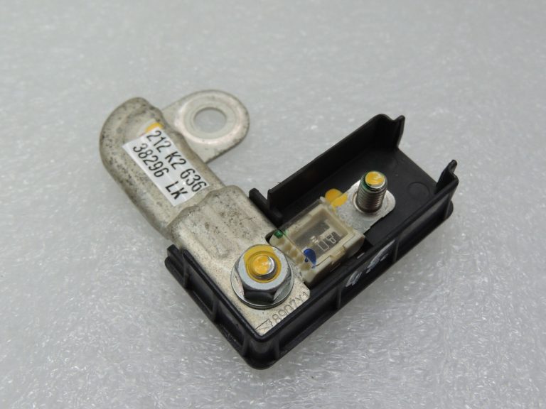 Mitsubishi Outlander III akumulatora pozitīvā termināla drošinātājs 80A 8571A002 8571A002