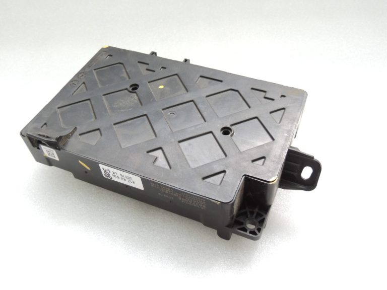Mitsubishi Outlander III vadības bloka drošinātāju kārba 8637A865 Vadības bloks