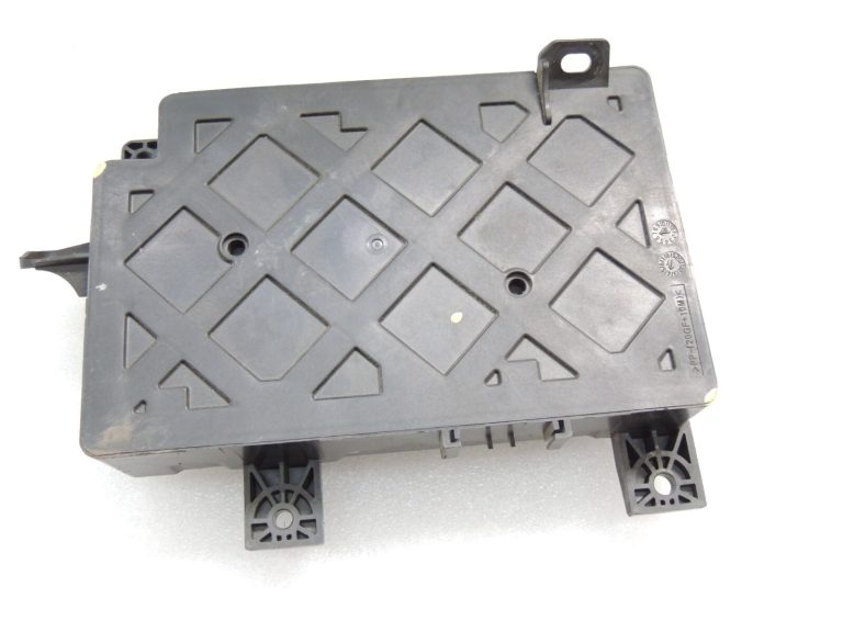 Mitsubishi Outlander III vadības bloka drošinātāju kārba 8637A865 Vadības bloks