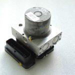 Toyota Yaris IV XP210 ABS bloka sūkņa vadības bloks 44050-K0180 0265957020