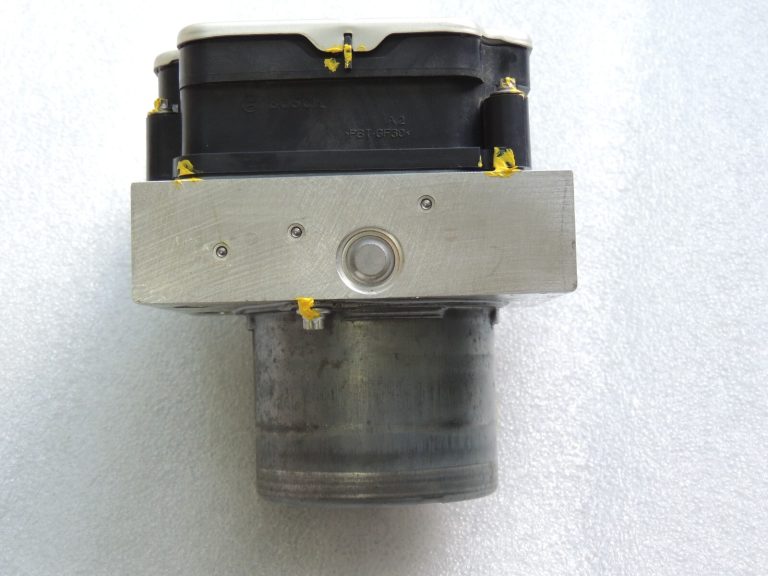 Toyota Yaris IV XP210 ABS bloka sūkņa vadības bloks 44050-K0180 0265957020