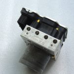 Toyota Yaris IV XP210 ABS bloka sūkņa vadības bloks 44050-K0180 0265957020