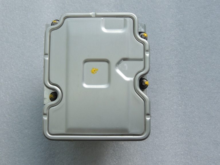 Toyota Yaris IV XP210 ABS bloka sūkņa vadības bloks 44050-K0180 0265957020