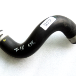 Toyota Yaris IV XP210 1.5 HEV 68kW Ūdens caurules šļūtene 16572K0050 16572-K0050 16572-K0050