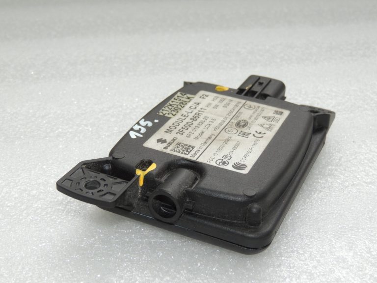 Suzuki Vitara LY IV vadības bloka modulis aklās zonas sensors 3F500-86R11 3F50086R11