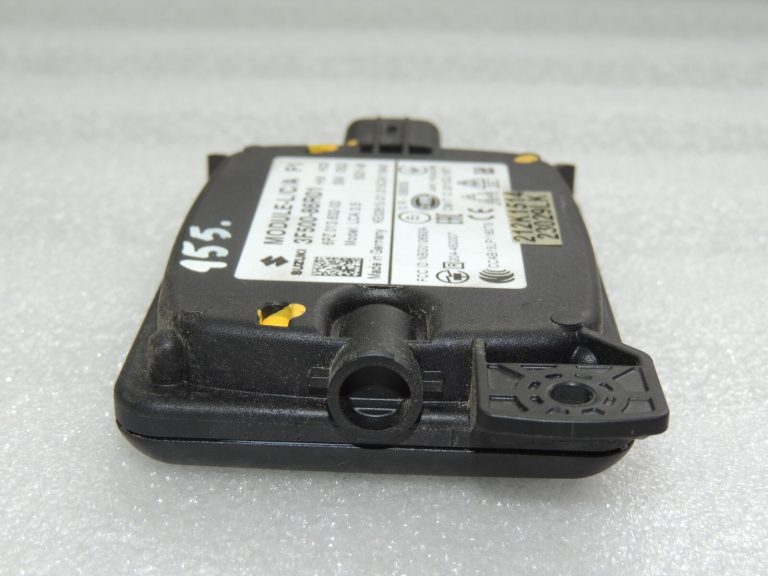 Suzuki Vitara LY IV vadības bloka modulis aklās zonas sensors 3F500-86R01 3F50086R01