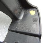 Suzuki Vitara LY IV neredzamās zonas sensora kronšteins aizmugurējā labajā pusē 3F501-86R00