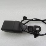 Suzuki Vitara LY IV Aizmugurējā centrālā kreisā drošības jostas sprādze 8497054P115PK 84970-54P11-5PK