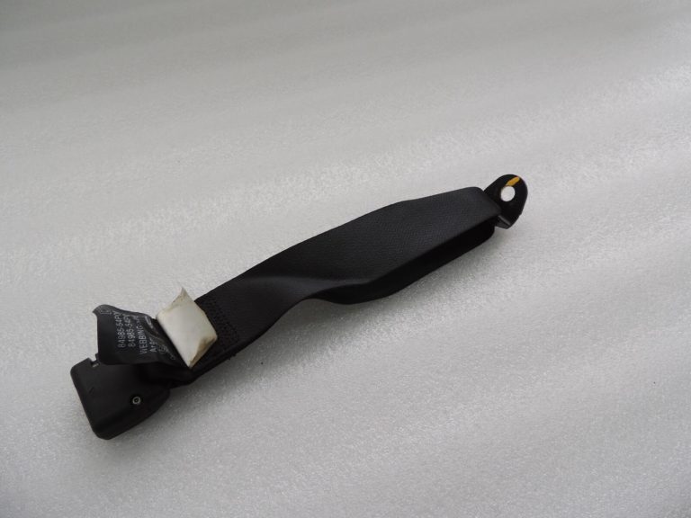 Suzuki Vitara LY IV Aizmugurējā centrālā drošības jostas sprādze 84985-54P00 8498554P005PK