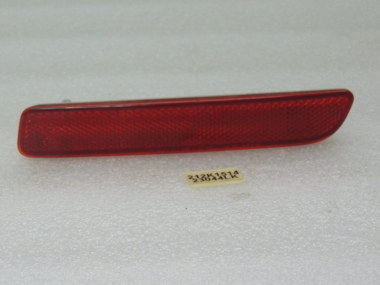 Suzuki Vitara LY IV Aizmugurējais labais atstarotājs 35950-79J0 35970-79J02