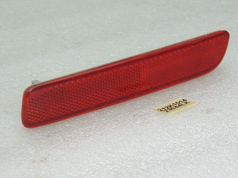 Suzuki Vitara LY IV Aizmugurējais labais atstarotājs 35950-79J0 35970-79J02