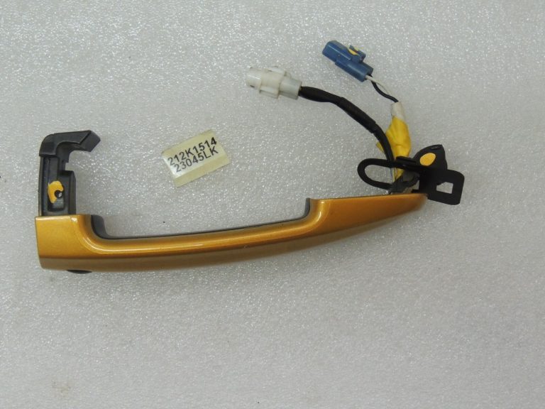 Suzuki Vitara LY IV bezatslēgas durvju rokturis priekšējais kreisais vai labais DBH 8281057830ZCC