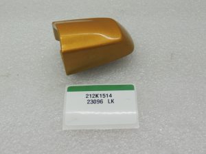 Suzuki Vitara LY IV Aizmugures durvju roktura vāciņš DBH 8283357L00ZCC