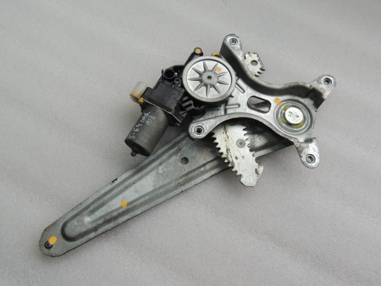 Suzuki Vitara LY IV Aizmugurējā labā loga regulators ar motoru 83501-54P10 83510-54P10