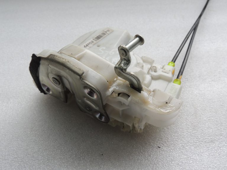 Suzuki Vitara LY IV LHD Aizmugures labās puses durvju slēdzene 82301-54P02 8230154P02