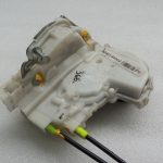 Suzuki Vitara LY IV LHD Aizmugures labās puses durvju slēdzene 82301-54P02 8230154P02