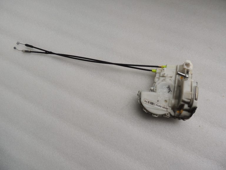 Suzuki Vitara LY IV LHD Aizmugures labās puses durvju slēdzene 82301-54P02 8230154P02