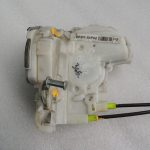 Suzuki Vitara LY IV LHD Aizmugures labās puses durvju slēdzene 82301-54P02 8230154P02