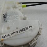 Suzuki Vitara LY IV LHD Aizmugures kreiso durvju slēdzene 82302-54P02 8230254P02