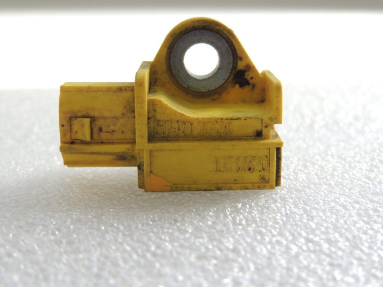 Suzuki Vitara LY IV Gaisa spilvena sensors Trieciena sensors Trieciena sensors Crash sensors 3F920-76SA0