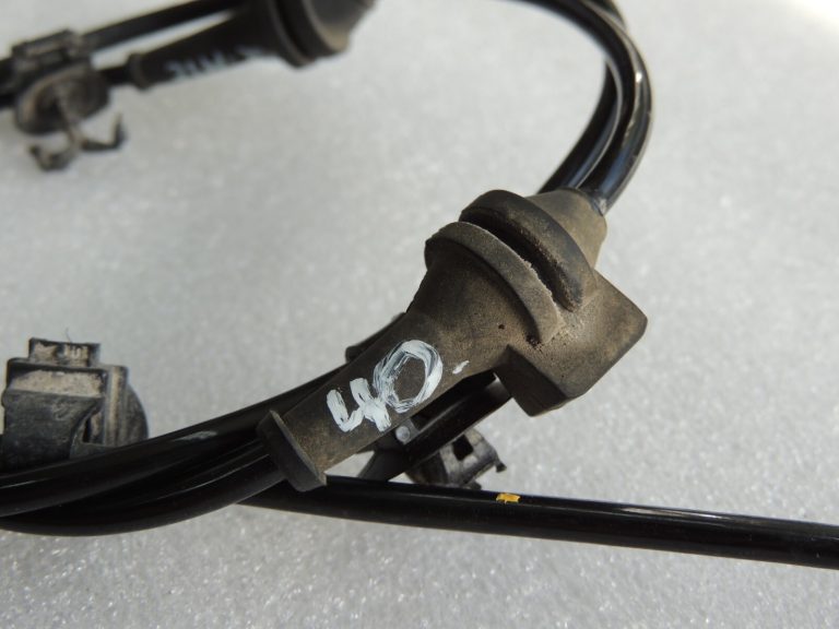 Suzuki Vitara LY IV ABS sensors aizmugurējais kreisais 56320-61M00 5632061M00