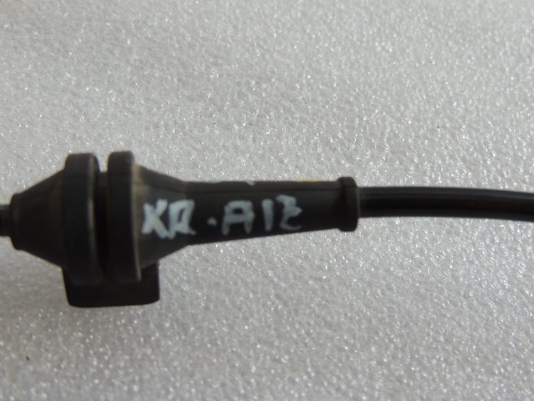 Suzuki Vitara LY IV ABS sensors aizmugurējais kreisais 56320-61M00 5632061M00