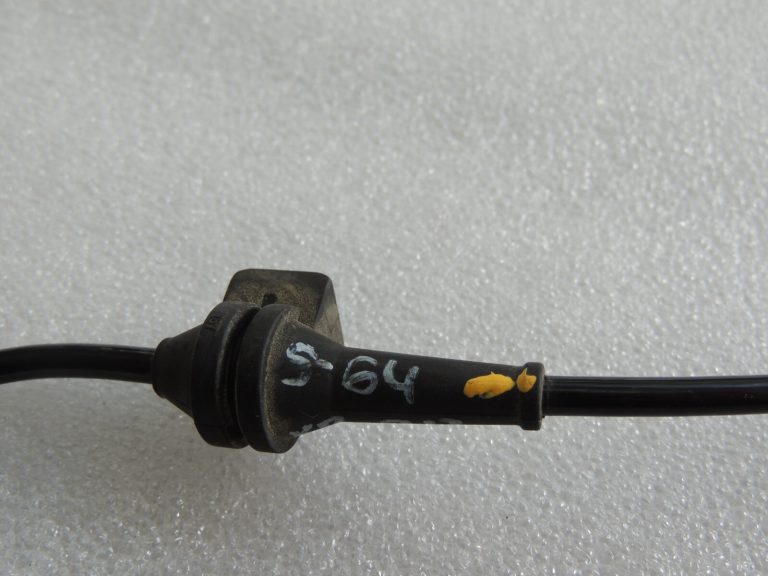 Suzuki Vitara LY IV ABS sensors aizmugurējais kreisais 56320-61M00 5632061M00