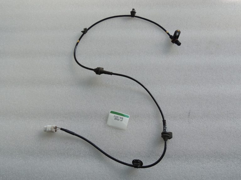 Suzuki Vitara LY IV ABS sensors Aizmugurējais labais 56310-61M00 5631061M00