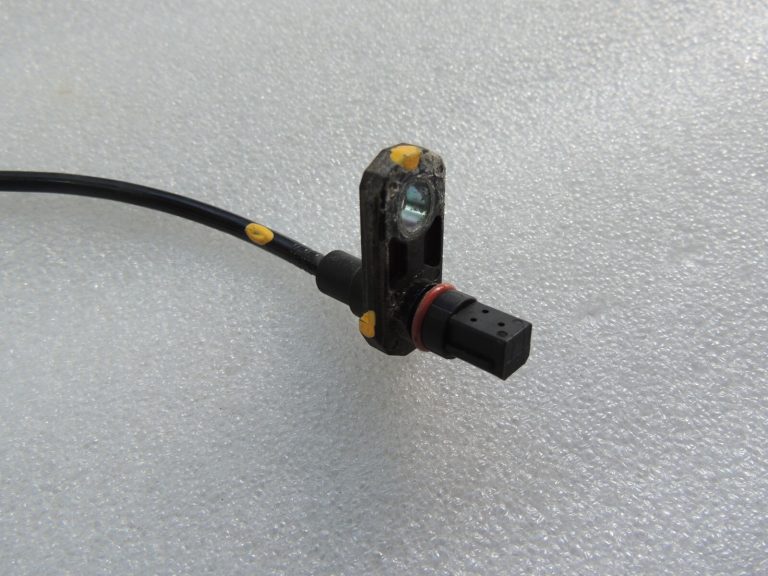 Suzuki Vitara LY IV ABS sensors Aizmugurējais labais 56310-61M00 5631061M00
