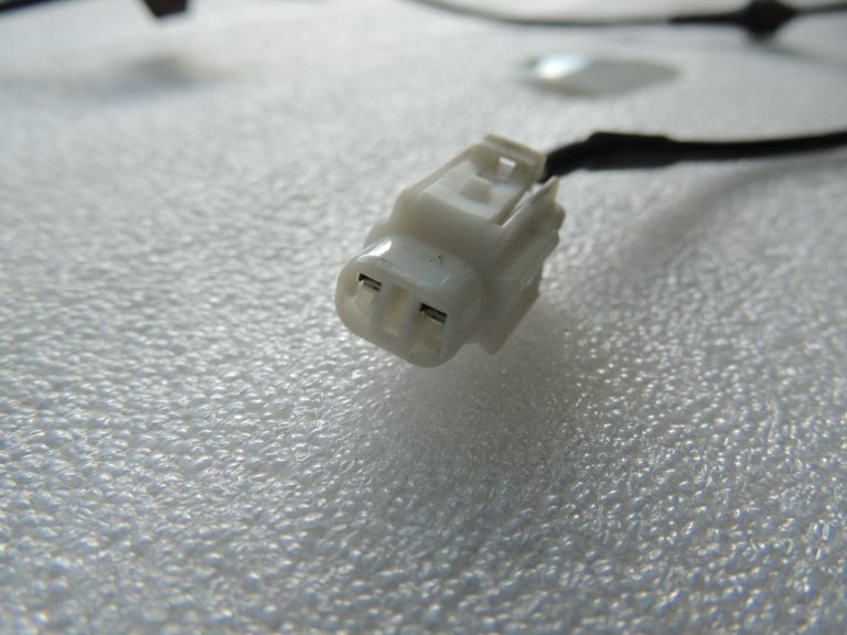 Suzuki Vitara LY IV ABS sensors Aizmugurējais labais 56310-61M00 5631061M00
