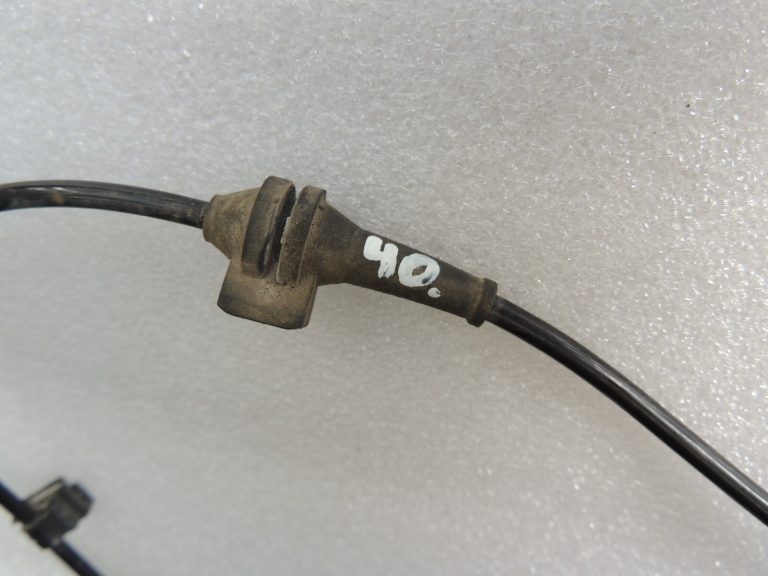 Suzuki Vitara LY IV ABS sensors Aizmugurējais labais 56310-61M00 5631061M00