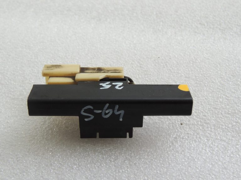 Suzuki Vitara LY IV inenn sensora antena bezatslēgas vadības bloks 37175-54P00