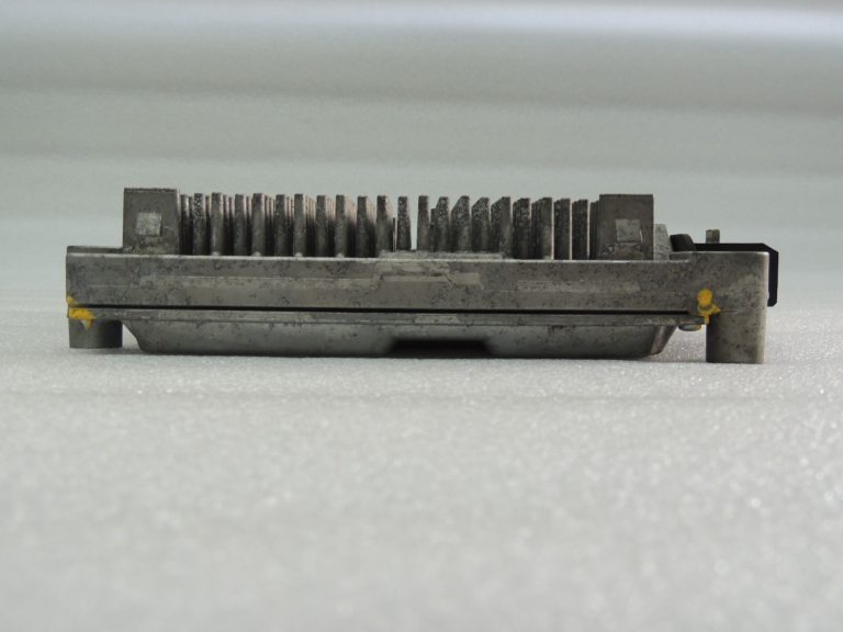 Suzuki Vitara LY IV hibrīda vadības bloks Modulis Vadības bloks Pārveidotājs 96460-74S00