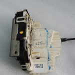 Jeep Grand Cherokee IV WK2 Durvju slēdzene priekšējā labā 04589924AF