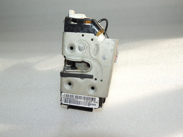 Jeep Grand Cherokee IV WK2 Aizmugures kreiso durvju slēdzene P04589923AF 4589923AF