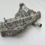 Jeep Grand Cherokee WK2 3.0D EXF EGR radiatora kronšteins 68150055AA 90513247G