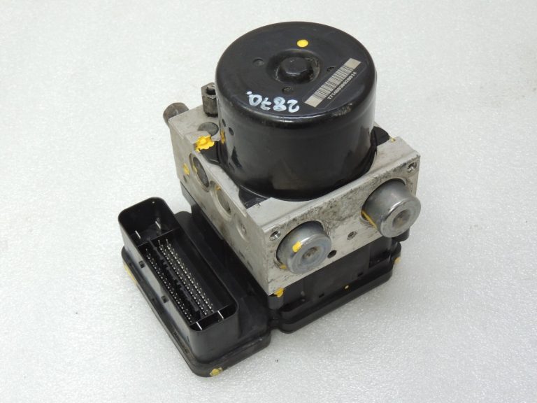 Lancia Thema II LX ABS sūkņa hidrauliskais bloks ESP ACC vadības bloks P68157546AB