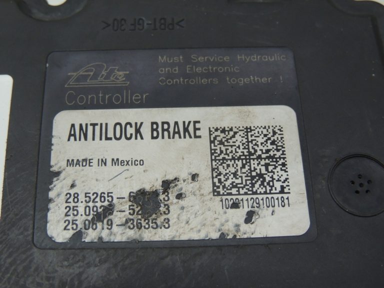 Lancia Thema II LX ABS sūkņa hidrauliskais bloks ESP ACC vadības bloks P68157546AB