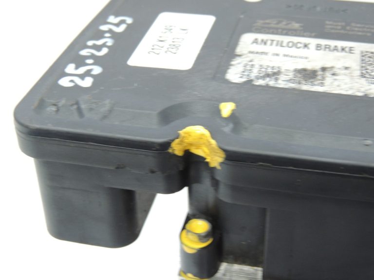 Lancia Thema II LX ABS sūkņa hidrauliskais bloks ESP ACC vadības bloks P68157546AB