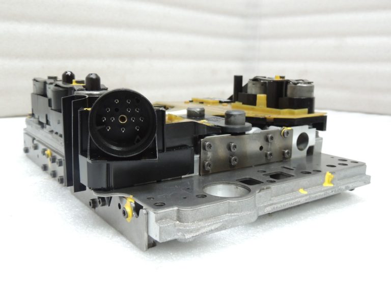 Lancia Thema II LX 3.0D automātiskās transmisijas vārstu vadības bloks 52108213AB