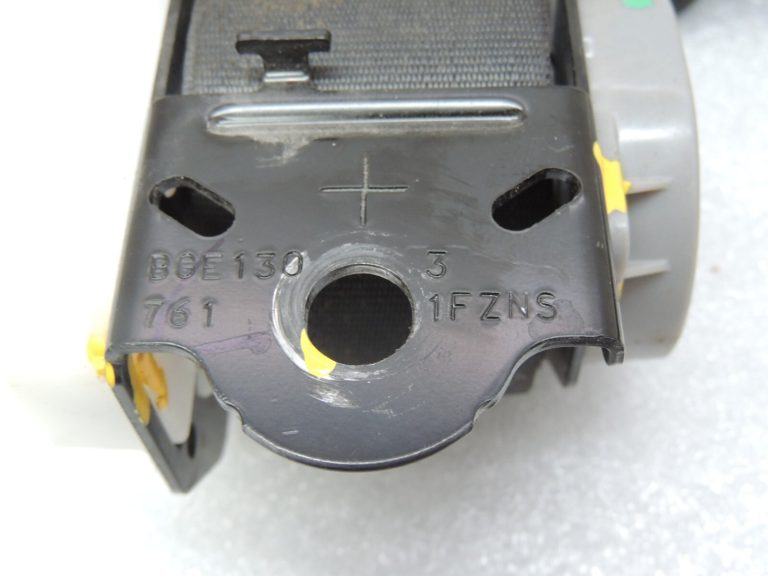Ford Ranger P375 Aizmugurējā labā drošības josta AB39-26611B68-A 2313479