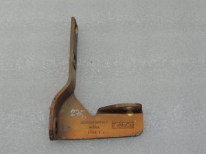 Ford Ranger P375 Saber aizmugurējo durvju eņģe aizmugurējā kreisā JB3B2143001AC 2276754