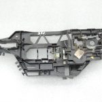 Lancia Thema II LX Aizmugurējā kreisā aizmugurējā kreisā ārdurvju roktura rāmis K04589860AI