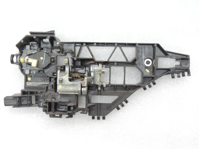 Lancia Thema II LX Priekšējais kreisais ārdurvju rokturis K04589859AK