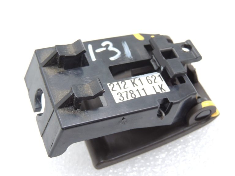 Lancia Thema II LX Priekšējā pārsega atbrīvošanas rokturis K1PS72HL1AC K68085761AA